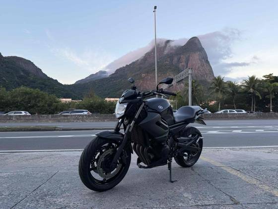 YAMAHA XJ6 N 